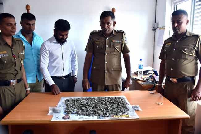 வீடு கட்ட பள்ளம் தோண்டிய நபருக்கு காத்திருந்த அதிர்ச்சி!