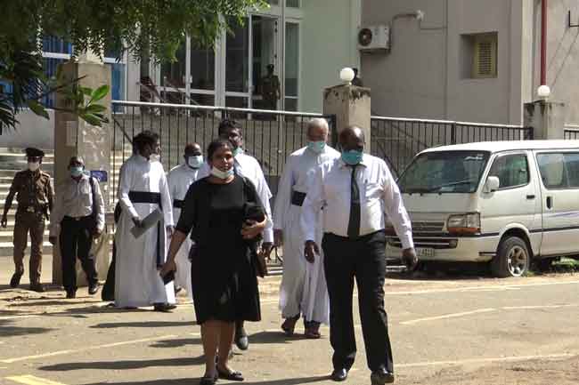 கைது செய்யப்பட்ட அருட்தந்தை பிணையில் விடுதலை