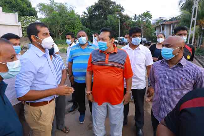 அங்கம்பிடிய மேம்பால நிர்மாணப் பணிகளை பார்வையிட்ட பிரதமர்