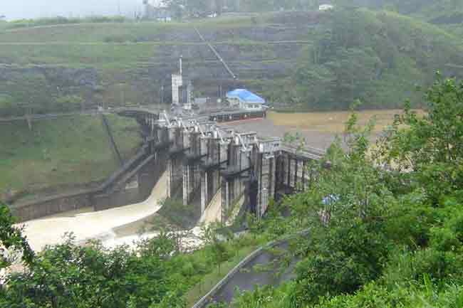 மேல் கொத்மலை நீர்த்தேக்கத்தின் 3 வான் கதவுகள் திறப்பு