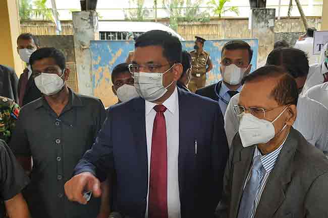 போராட்டங்களை நடத்துவதன் மூலம் தீர்வினை பெற்று விடமுடியாது