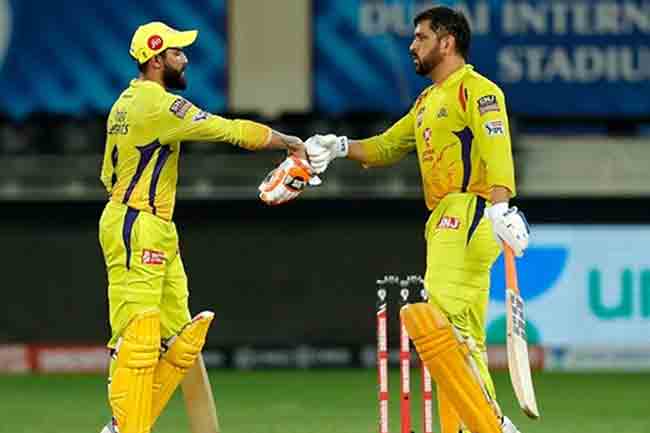 கேப்டன் பதவியில் இருந்து விலகிய டோனி 