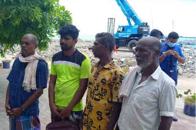  4 இந்திய மீனவர்கள் கைது