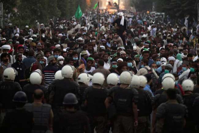  ஆட்சியைத் தக்க வைக்க கடைசிவரை போராடுவேன்!