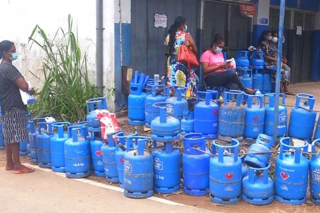 பல வருடங்களின் பின்னர் இலாபம் ஈட்டிய லிட்ரோ!