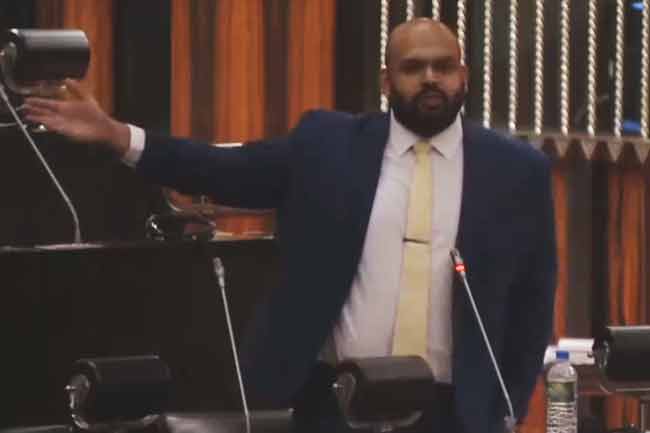  கஜேந்திரக்குமாருக்கு ஆதரவாக களம் இறங்கிய  சாணக்கியன்