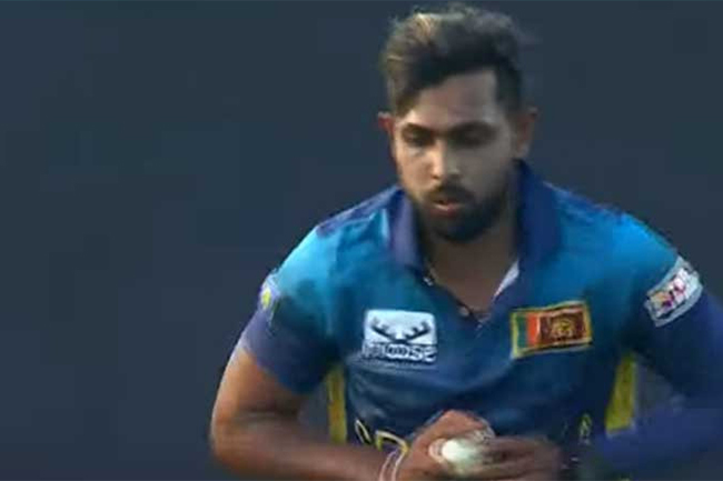 நுவான் துஷார ஹெட்ரிக்கை பெற்றுக்கொண்டார்!