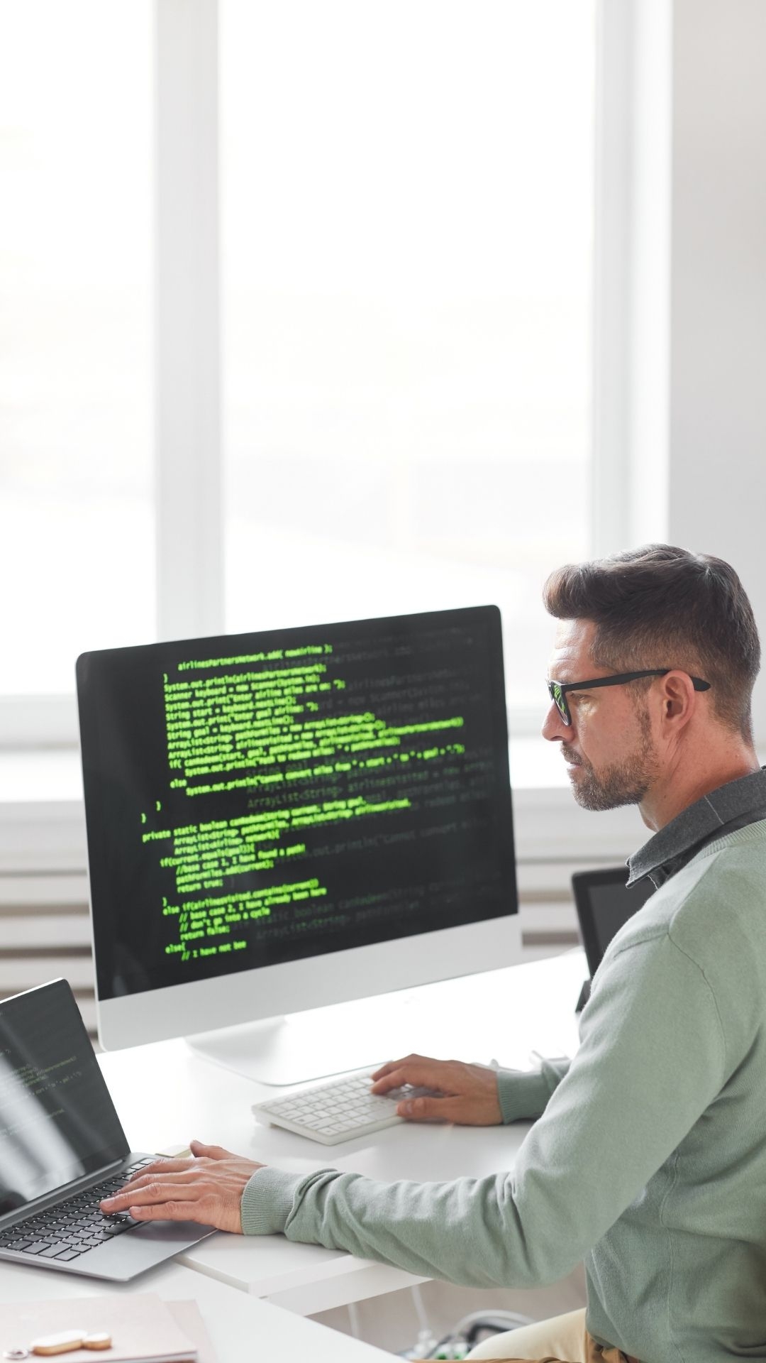 What are the different deployment models of AEM?