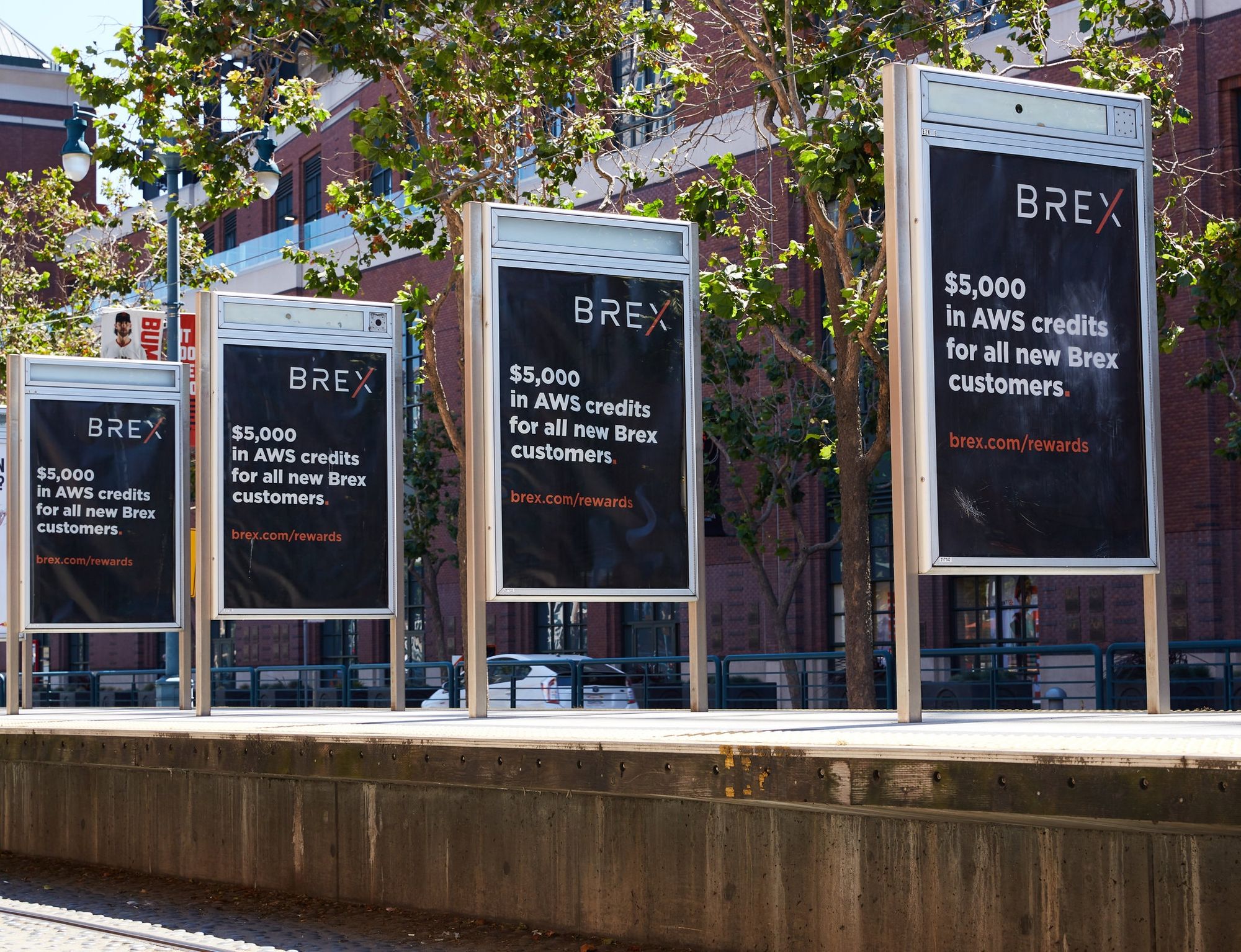 Out of Home Advertising is on the Verge of a Renaissance (Mary Meeker report 2019)