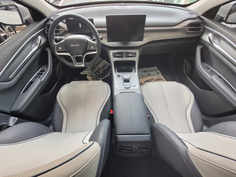 KING 1.5 DM-I PHEV GS AUTOMÁTICO6