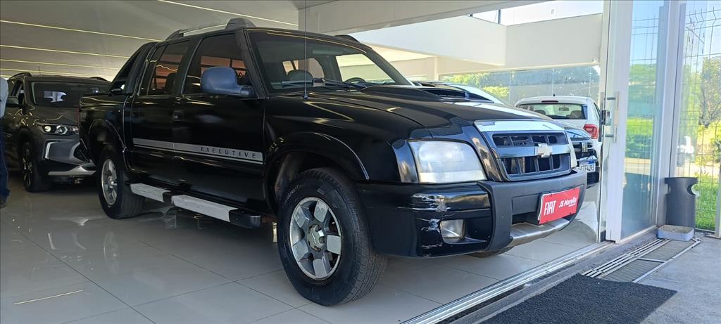 S10 2.4 MPFI EXECUTIVE 4X2 CD 8V FLEX 4P MANUAL