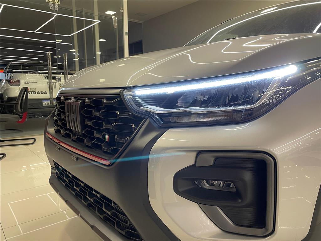 STRADA 1.0 TURBO 200 FLEX ULTRA CD CVT9