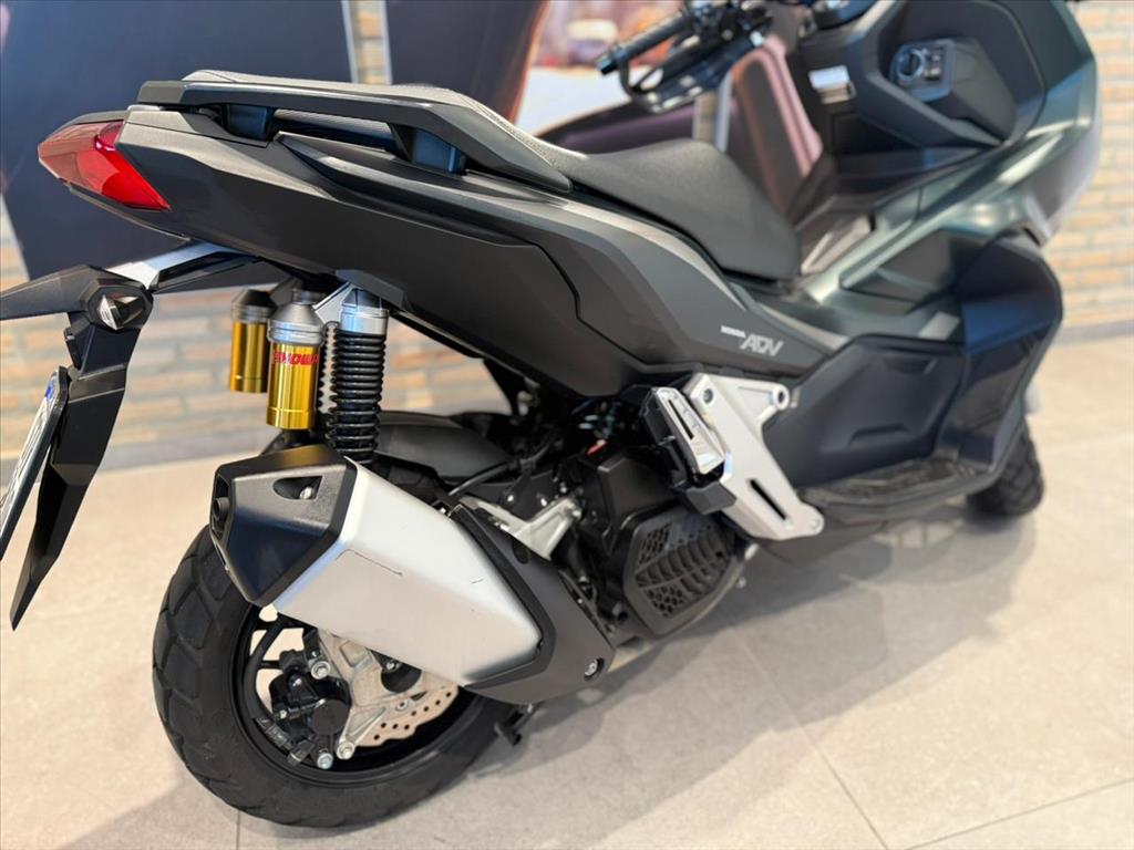 HONDA-ADV-ADV