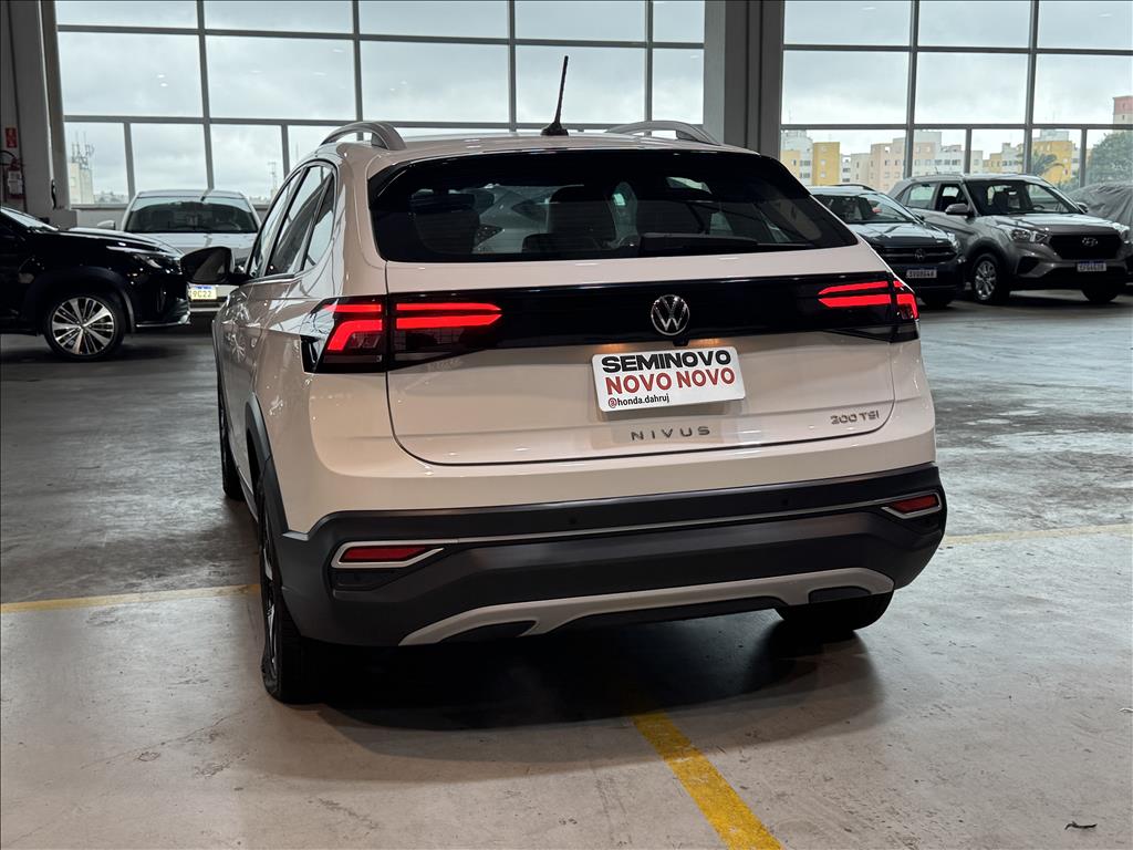 NIVUS 1.0 200 TSI TOTAL FLEX HIGHLINE AUTOMÁTICO5