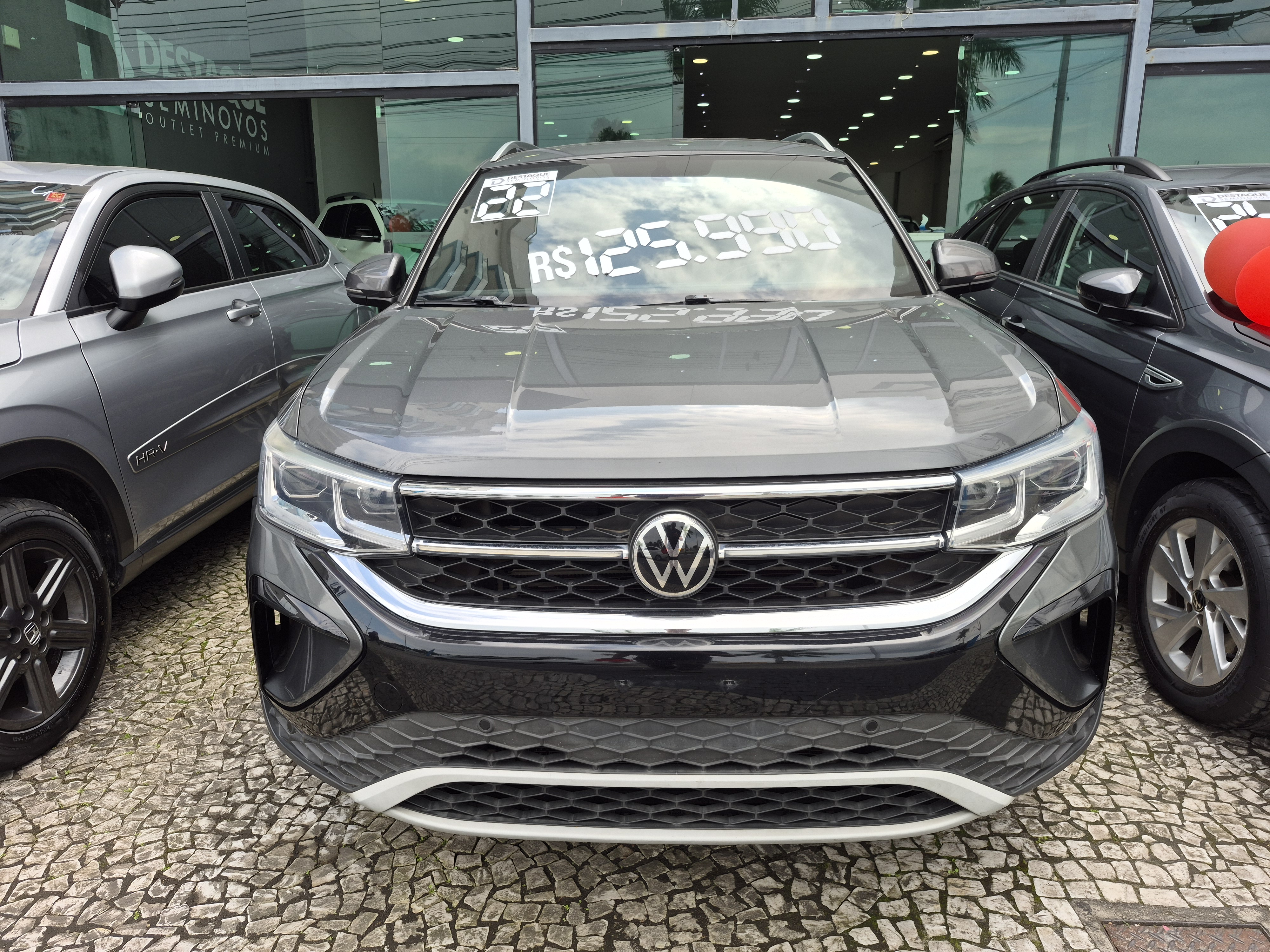 VOLKSWAGEN TAOS