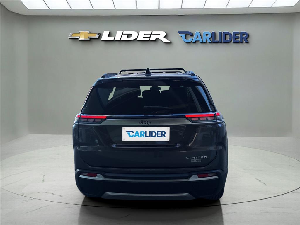 COMMANDER 1.3 T270 TURBO FLEX LIMITED AT66
