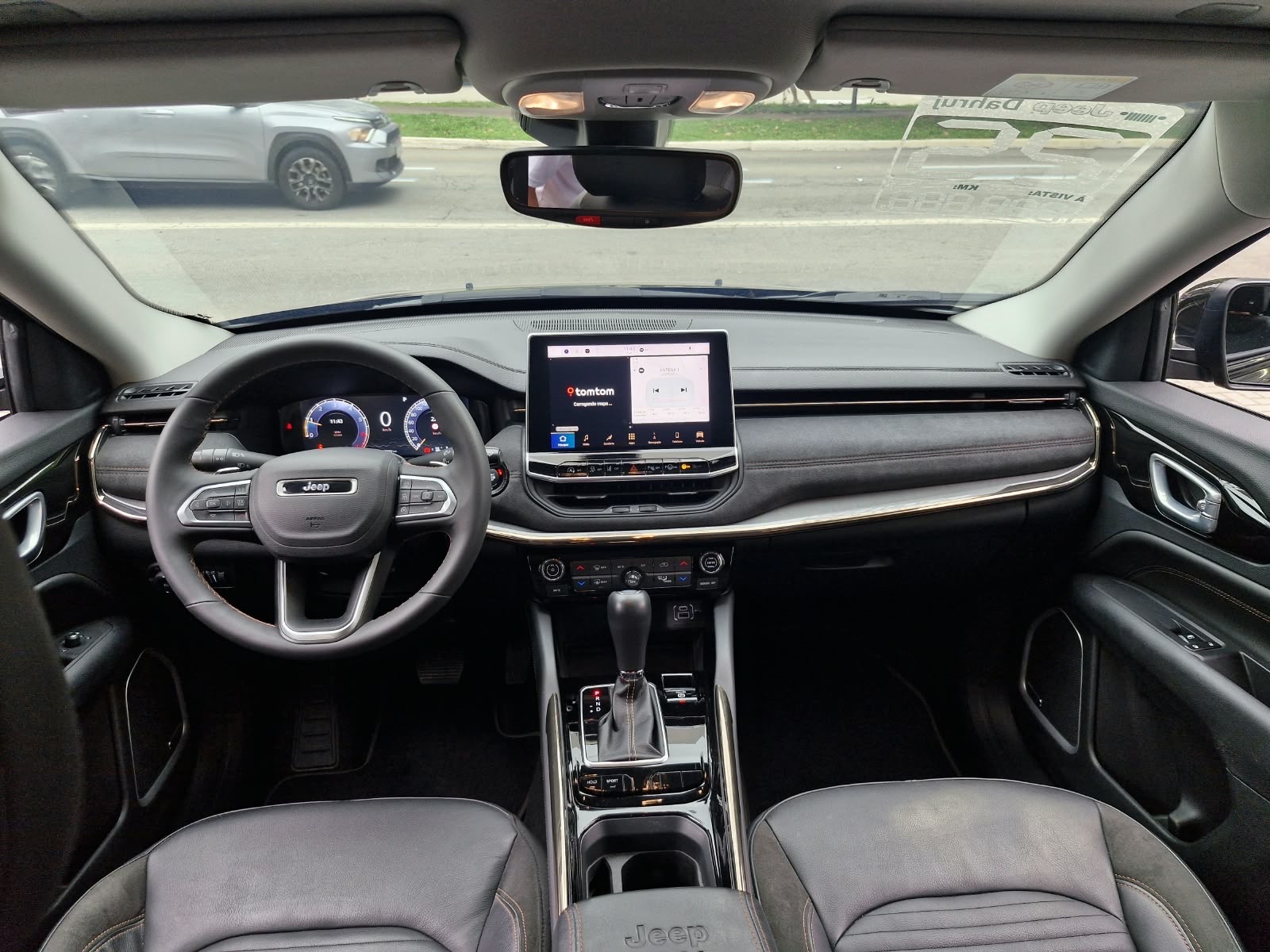 COMMANDER 1.3 T270 TURBO FLEX LIMITED AT611