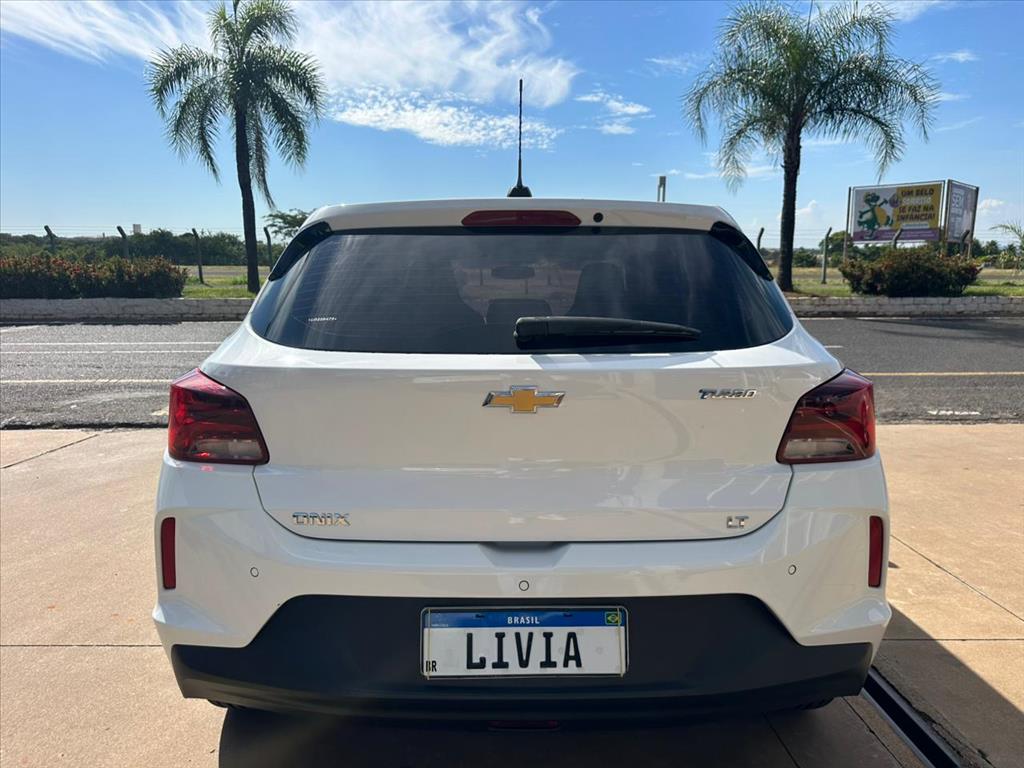 ONIX 1.0 TURBO FLEX LT AUTOMÁTICO4