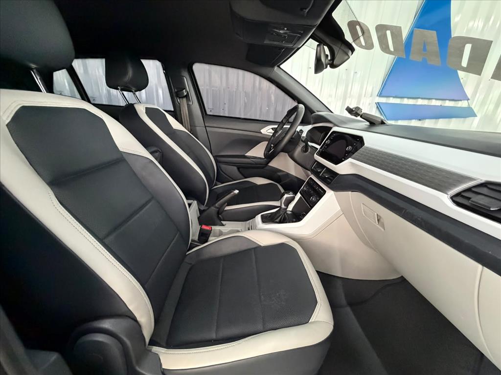 T-CROSS 1.4 250 TSI TOTAL FLEX HIGHLINE AUTOMÁTICO15