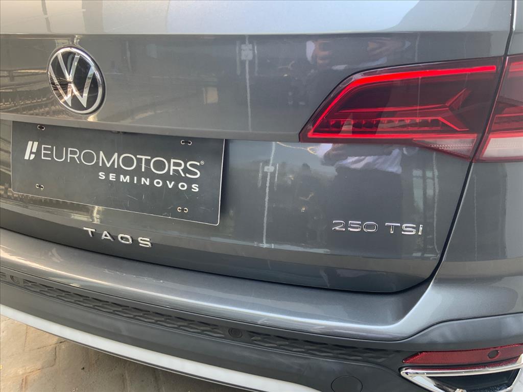 VW - Volkswagen-TAOS-1.4 250 TSI TOTAL FLEX HIGHLINE AUTOMÁTICO