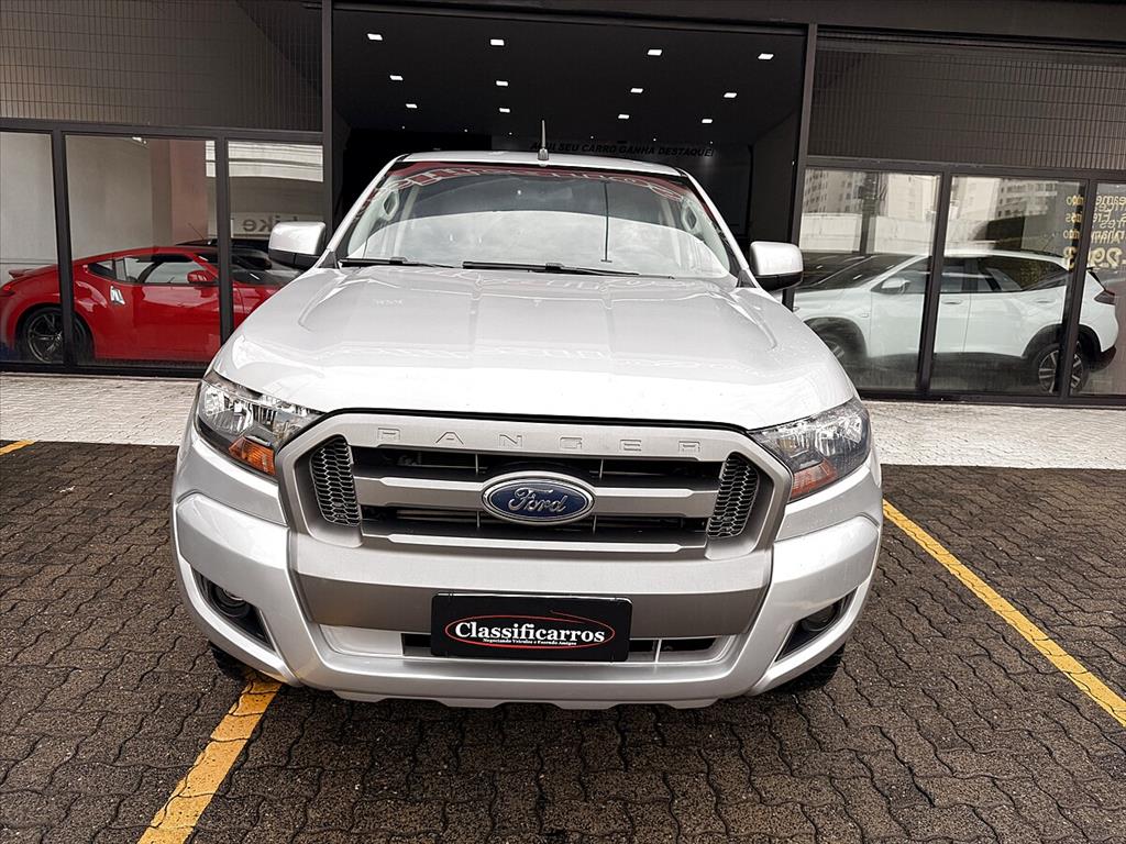 FORD RANGER 2.2 XLS 4X4 CD 16V DIESEL 4P AUTOMÁTICO