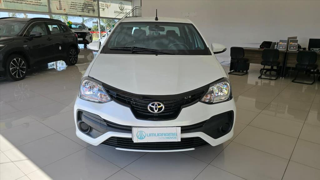 ETIOS 1.5 X PLUS SEDAN 16V FLEX 4P AUTOMÁTICO