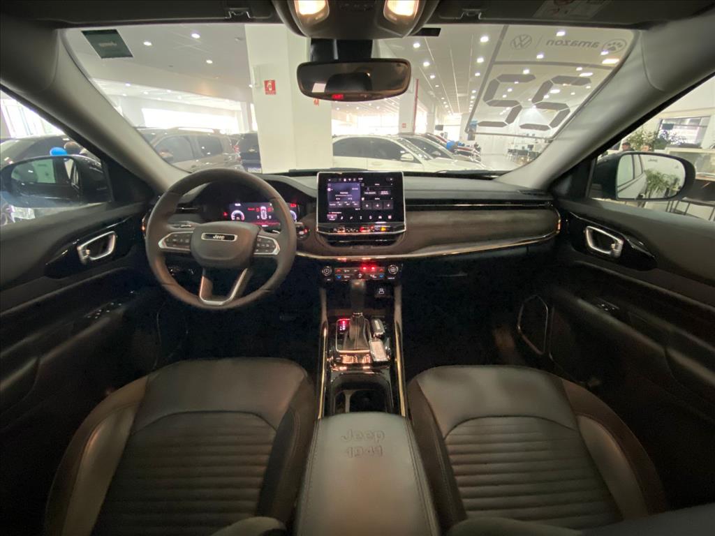 COMMANDER 1.3 T270 TURBO FLEX LIMITED AT6