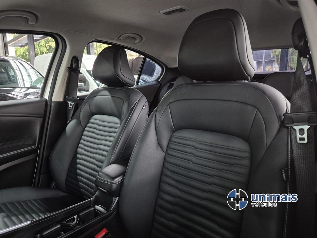 FIAT FASTBACK 1.0 TURBO 200 HYBRID AUDACE CVT — foto 4