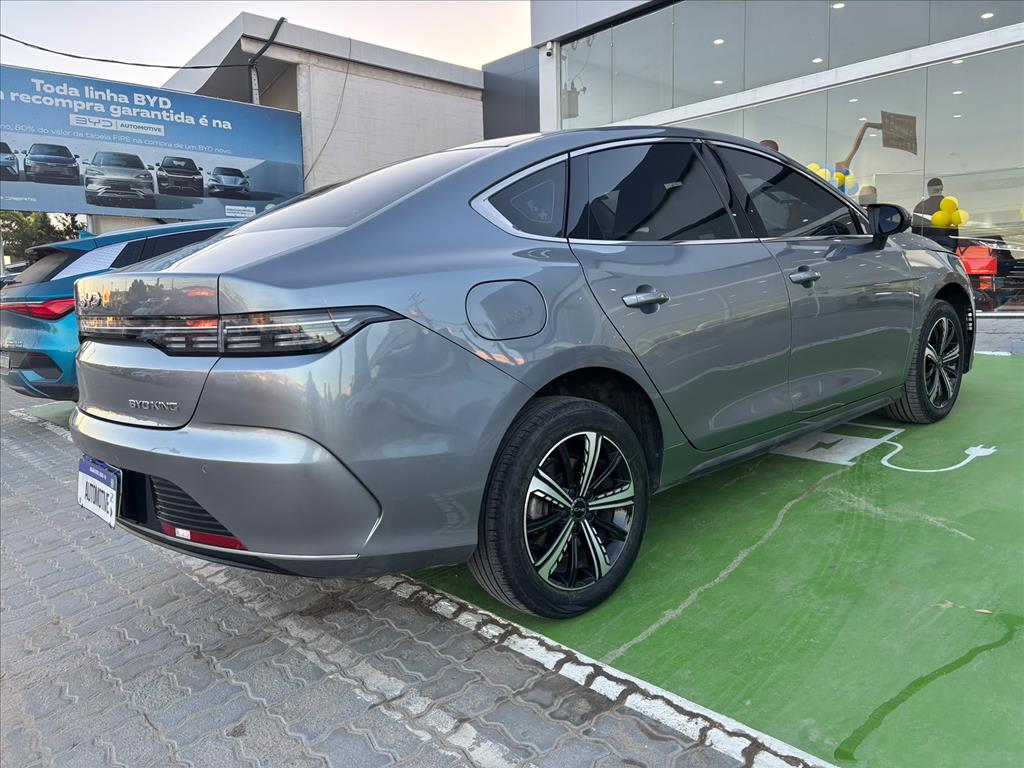 KING 1.5 DM-I PHEV GS AUTOMÁTICO4