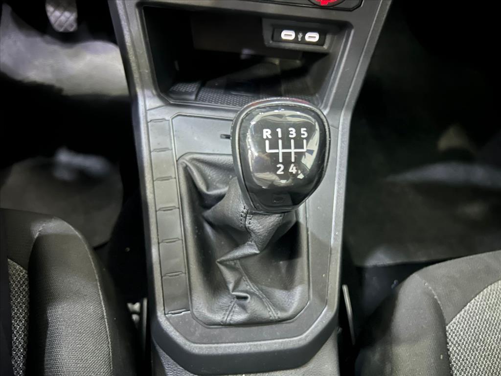 VW - Volkswagen-VIRTUS-1.0 170 TSI MANUAL