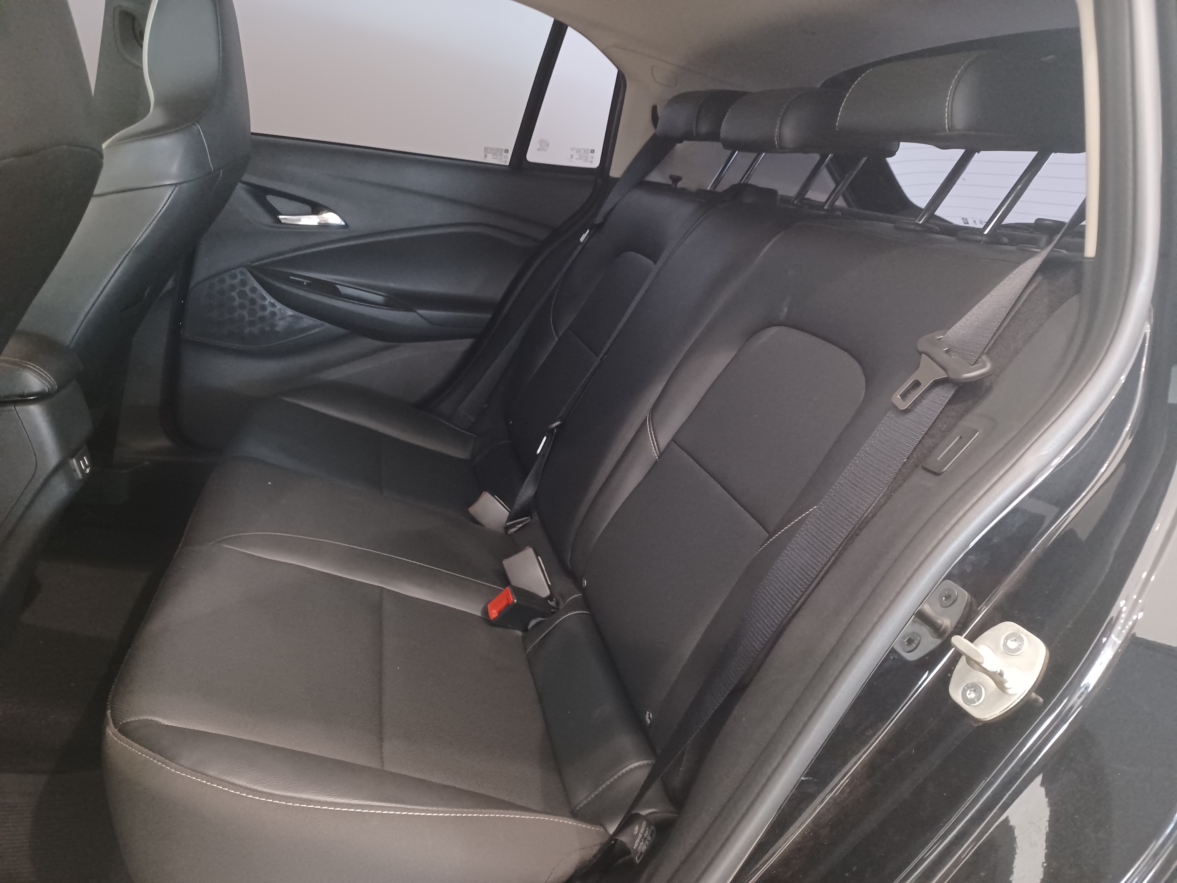 GM - Chevrolet-ONIX-1.0 TURBO FLEX PREMIER AUTOMÁTICO