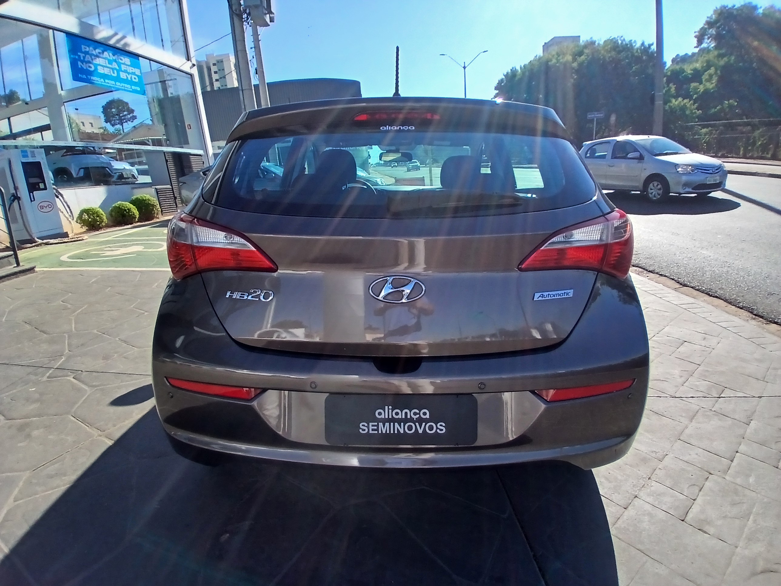 HB20 1.6 COMFORT PLUS 16V FLEX 4P AUTOMÁTICO3