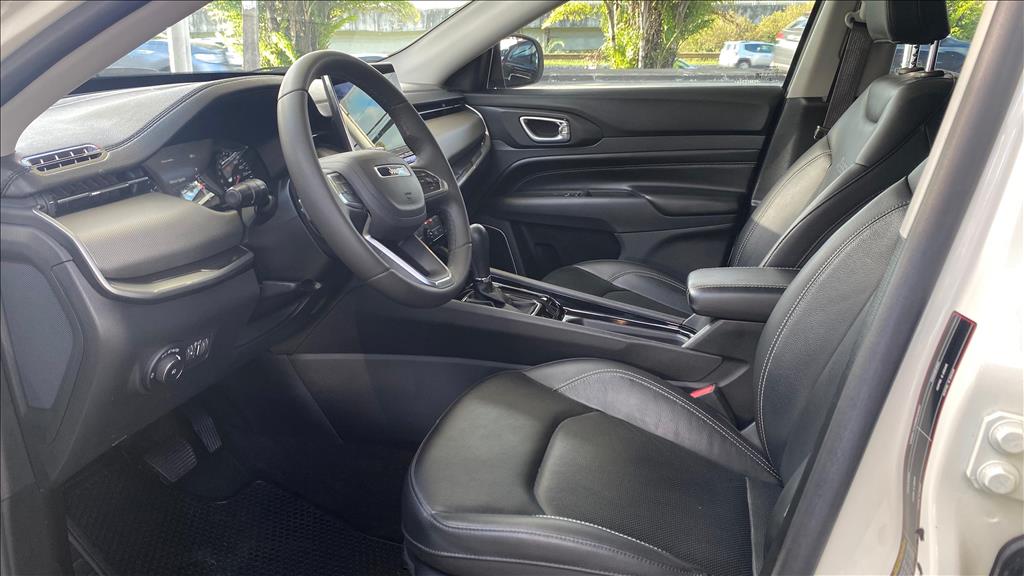 COMPASS 1.3 T270 TURBO FLEX LONGITUDE AT6 COMPASS 1.3 T270 TURBO FLEX LONGITUDE AT6