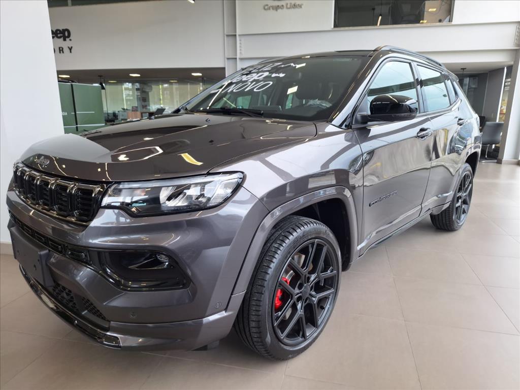 COMPASS 2.0 HURRICANE 4 TURBO GASOLINA BLACKHAWK AT92