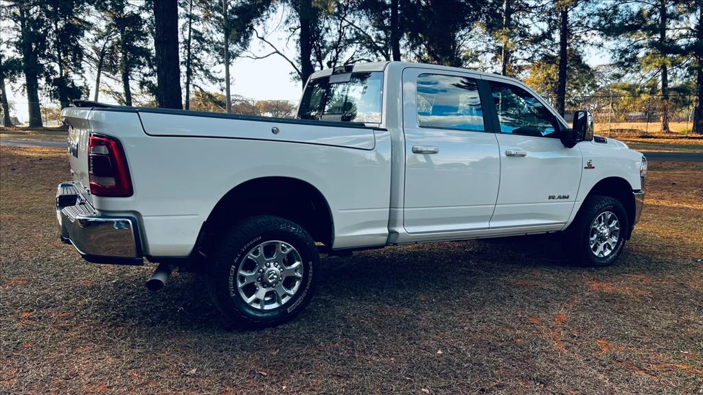 2500 6.7 I6 TURBO DIESEL LARAMIE CD 4X4 AUTOMÁTICO3