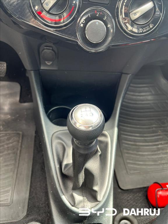ETIOS 1.5 XS 16V FLEX 4P MANUAL5