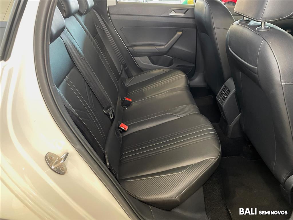 NIVUS 1.0 200 TSI TOTAL FLEX HIGHLINE AUTOMÁTICO14
