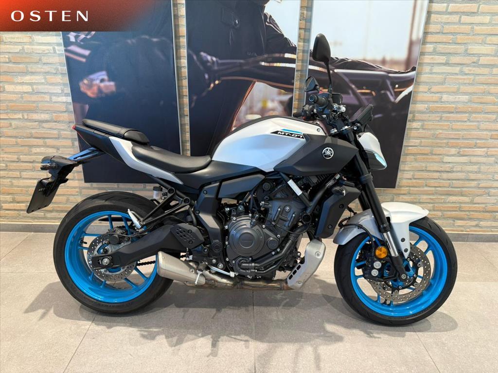 YAMAHA-MT-07-CONNECTED ABS