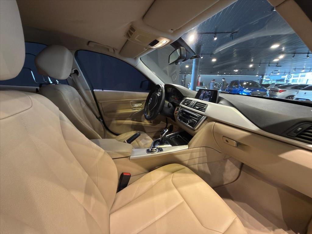 320i 2.0 16V TURBO ACTIVE FLEX 4P AUTOMÁTICO3