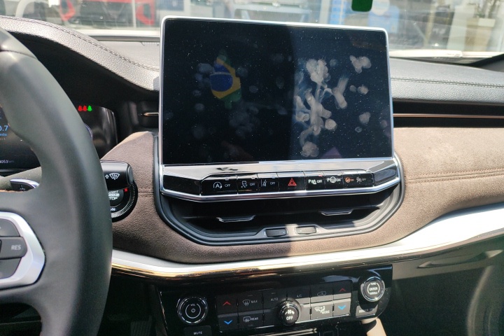 COMMANDER 1.3 T270 TURBO FLEX OVERLAND AT68