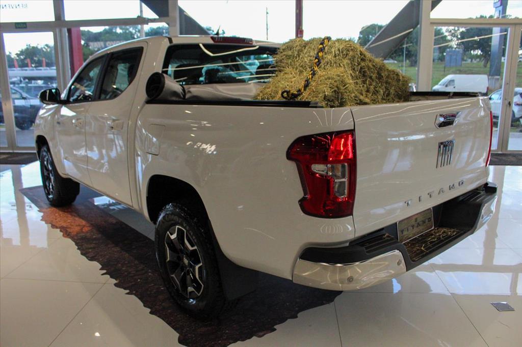 TITANO 2.2 TURBO DIESEL VOLCANO 4X4 AT63