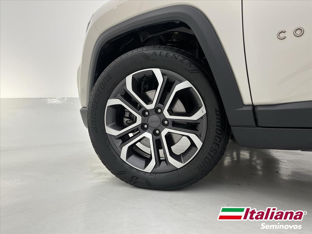 COMMANDER 1.3 T270 TURBO FLEX LIMITED AT64