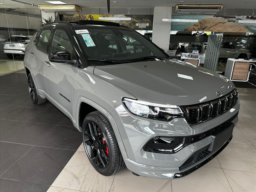 COMPASS 2.0 HURRICANE 4 TURBO GASOLINA BLACKHAWK AT9