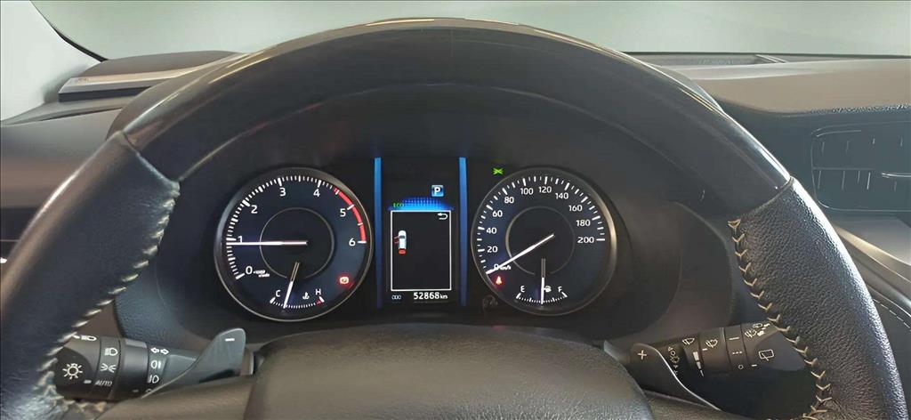 HILUX SW4 2.8 D-4D TURBO DIESEL SRX 7L 4X4 AUTOMÁTICO2