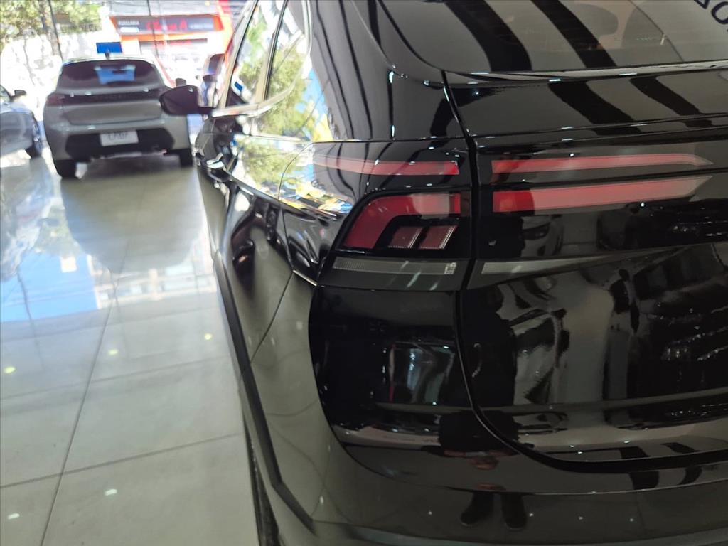 Volkswagen-NIVUS-1.0 200 TSI TOTAL FLEX COMFORTLINE AUTOMÁTICO