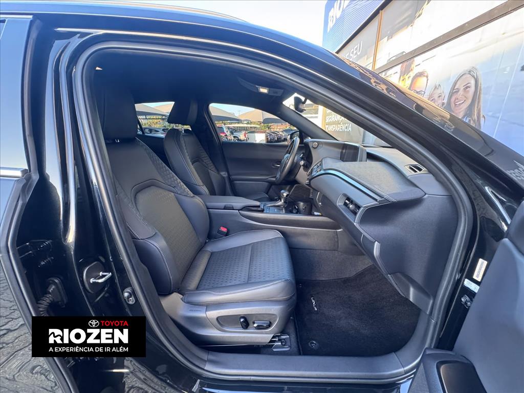 UX 250h 2.0 VVT-I HYBRID DYNAMIC CVT12