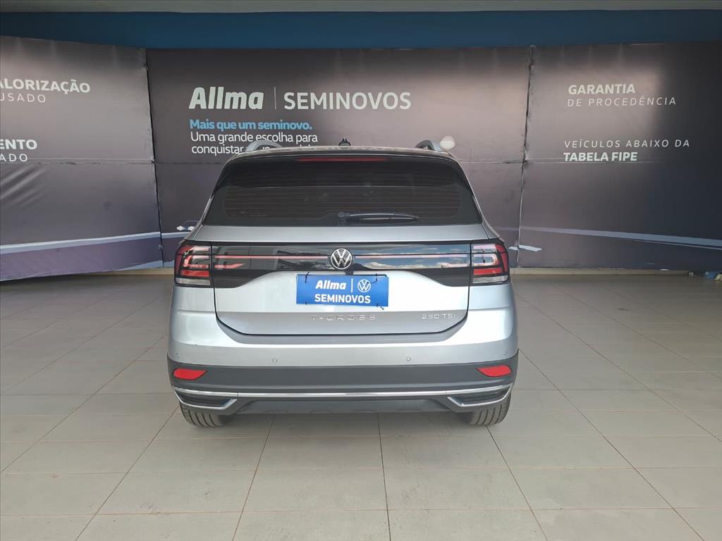 T-CROSS 1.4 250 TSI TOTAL FLEX HIGHLINE AUTOMÁTICO3