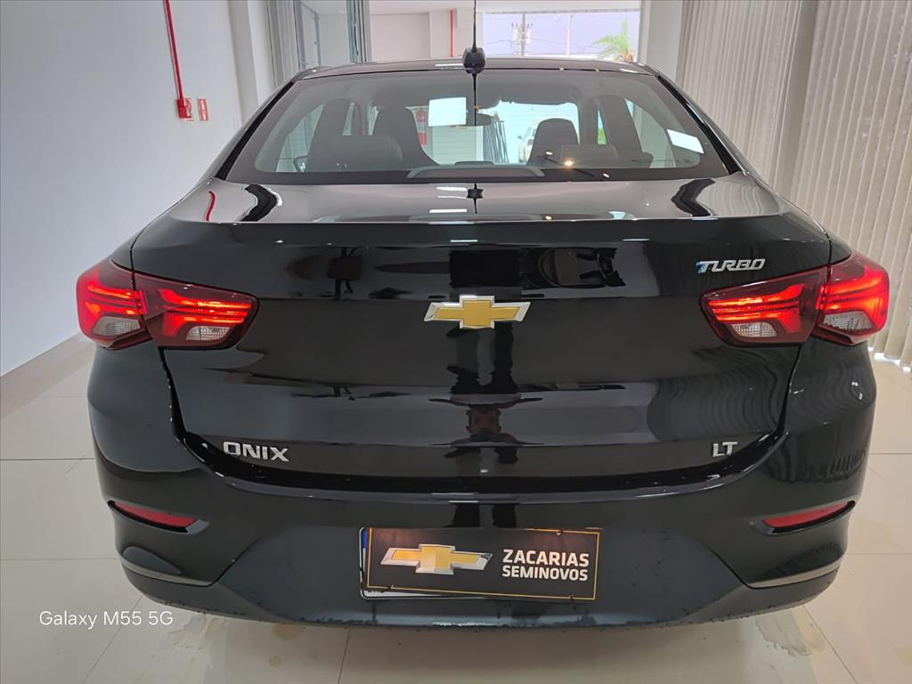 ONIX PLUS 1.0 TURBO FLEX LT AUTOMÁTICO3