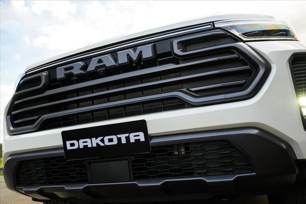 DAKOTA 2.2 TURBO DIESEL WARLOCK 4X4 AUTOMÁTICO11