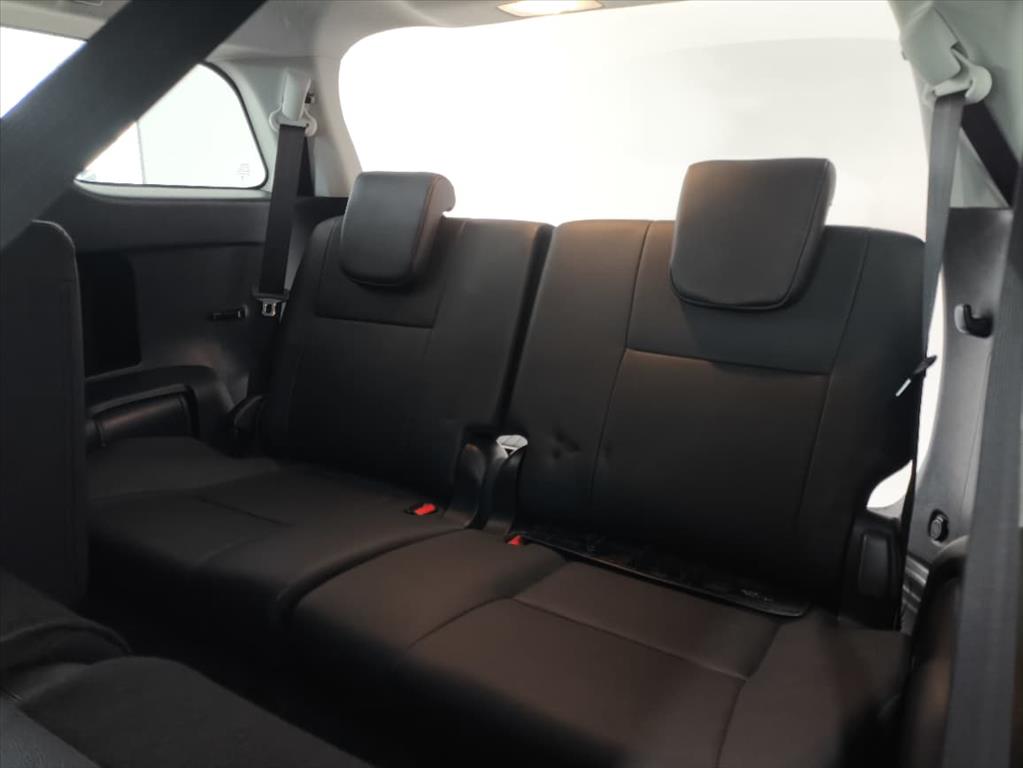 HILUX SW4 2.8 D-4D TURBO DIESEL SRX PLATINUM 7L 4X4 AUTOMÁTICO10